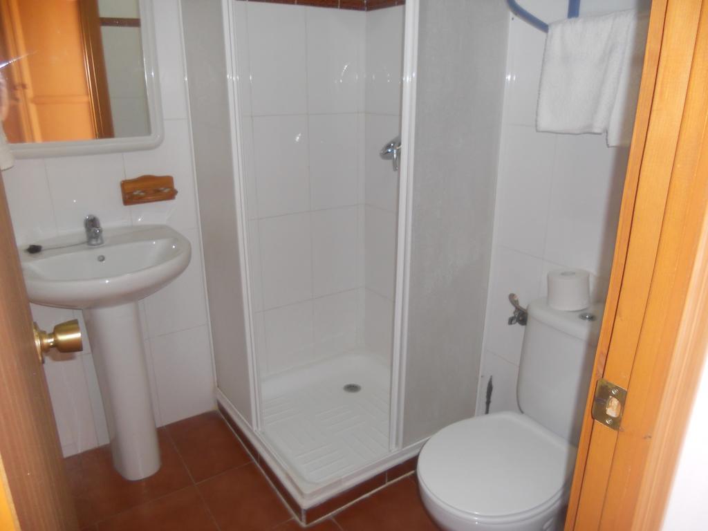 Camping Fuente De Piedra Room photo
