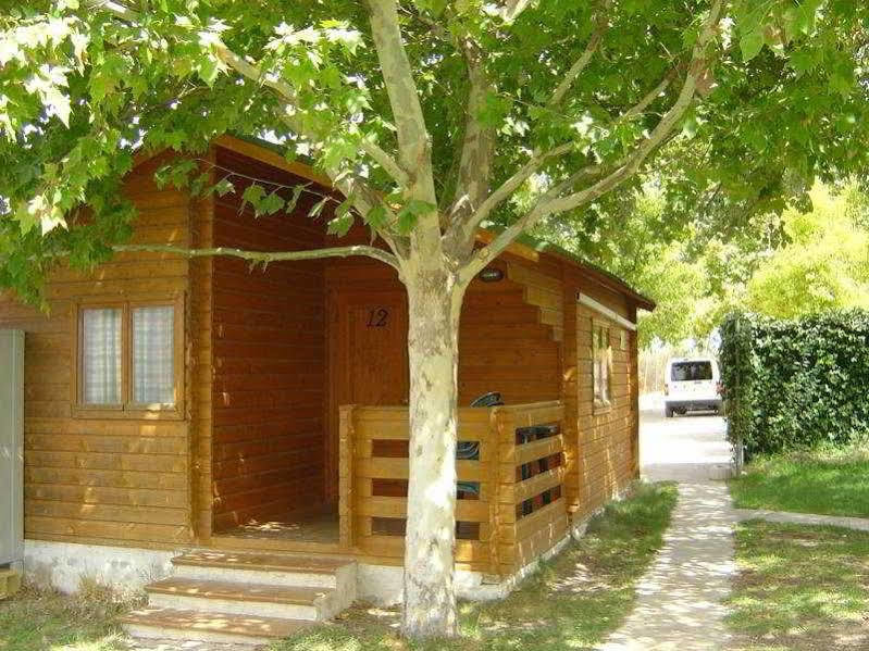 Camping Fuente De Piedra Exterior photo
